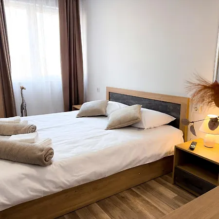 Serenity Apartment *